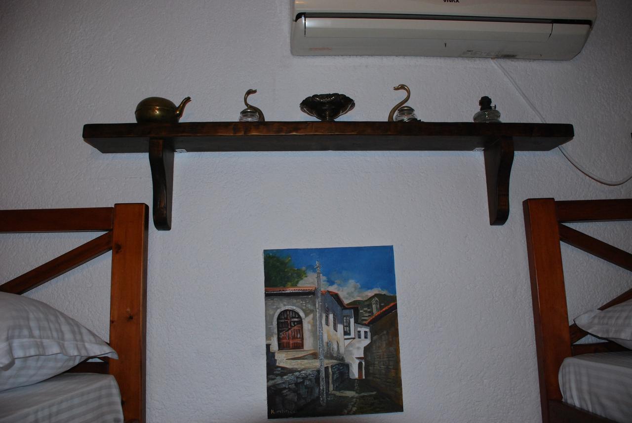 Bed & Breakfast Local Living Edi Berat Eksteriør billede